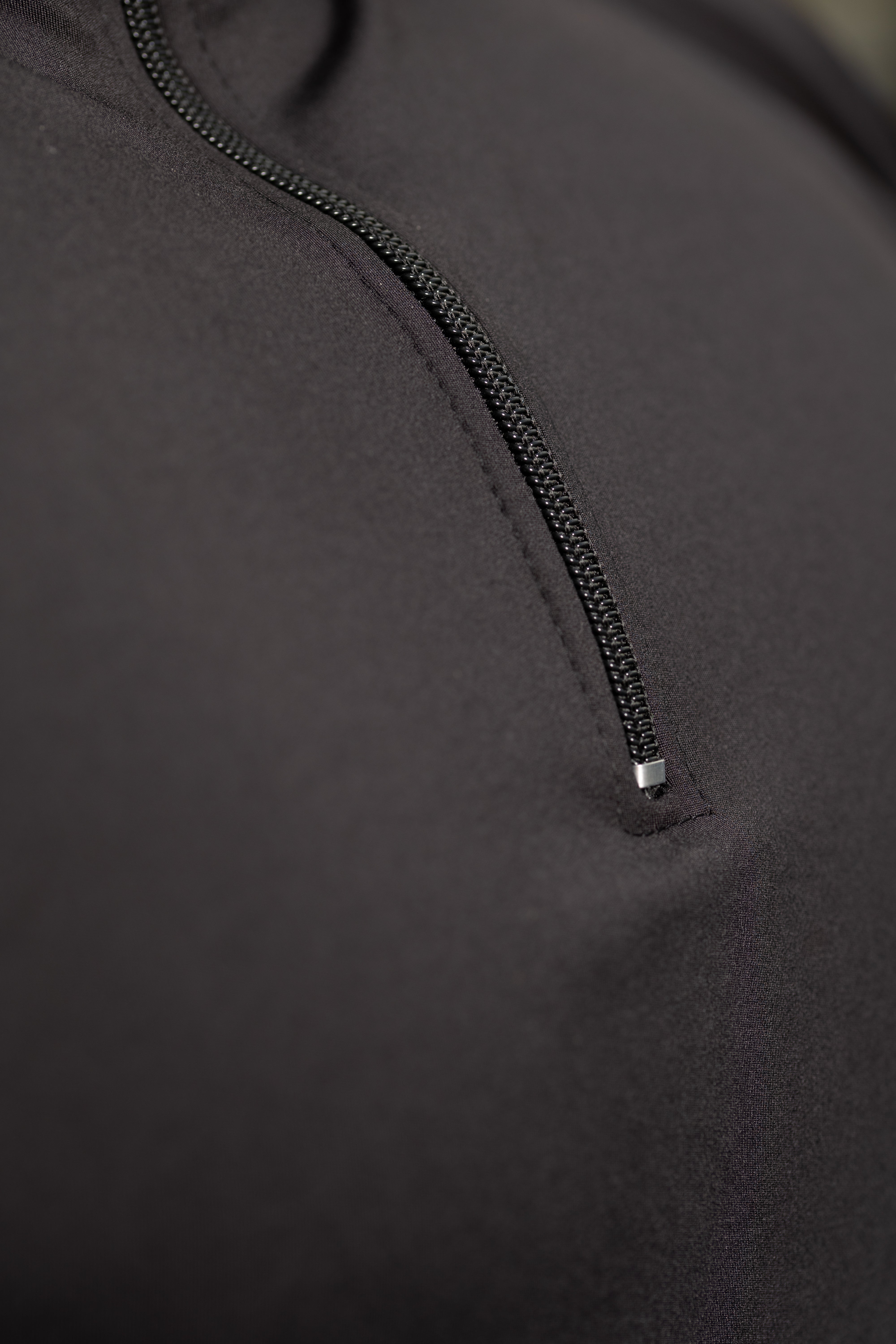 Negma Fit Performance Quarter-Zip Training Top – Black