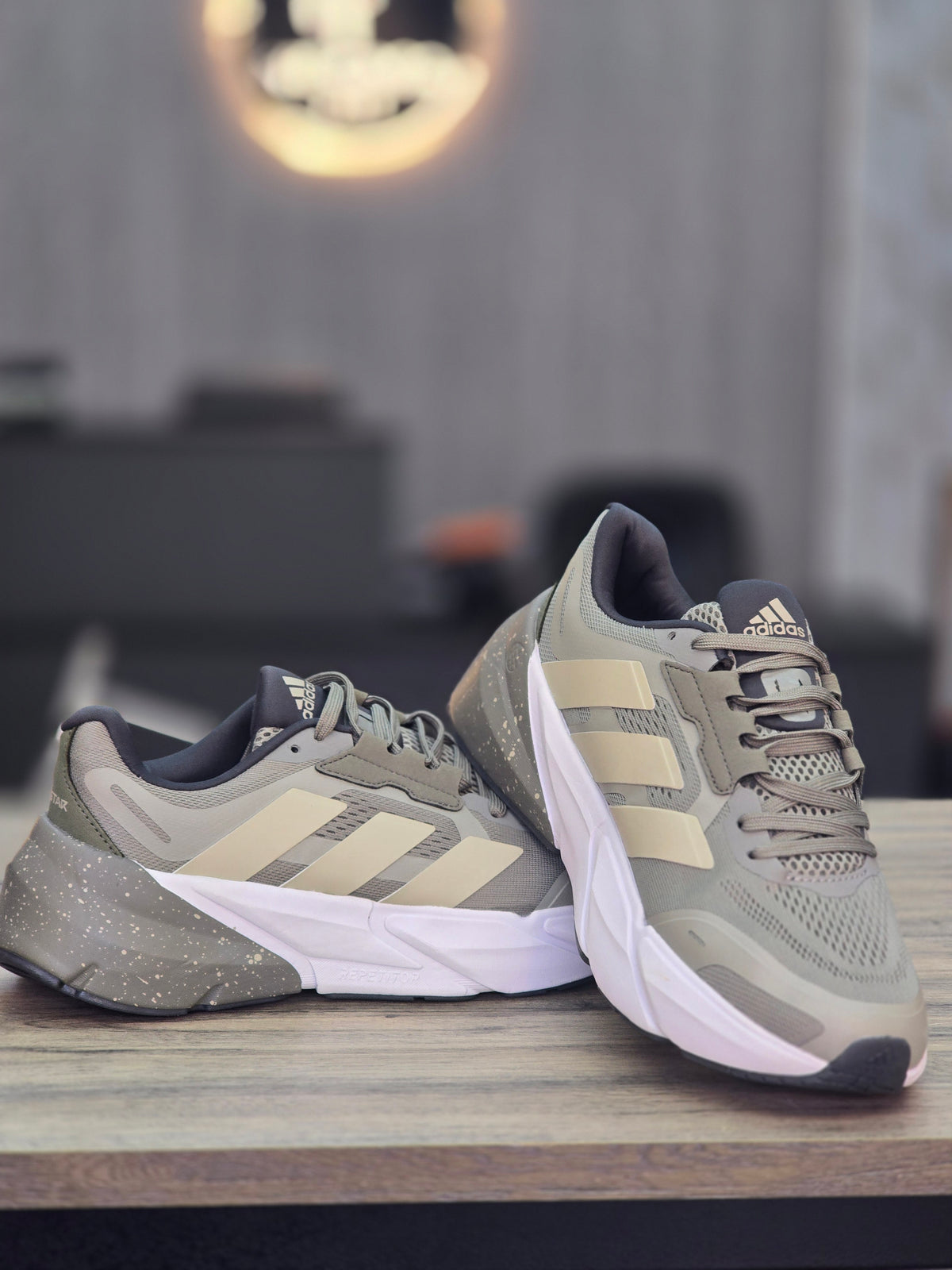 ADISTAR